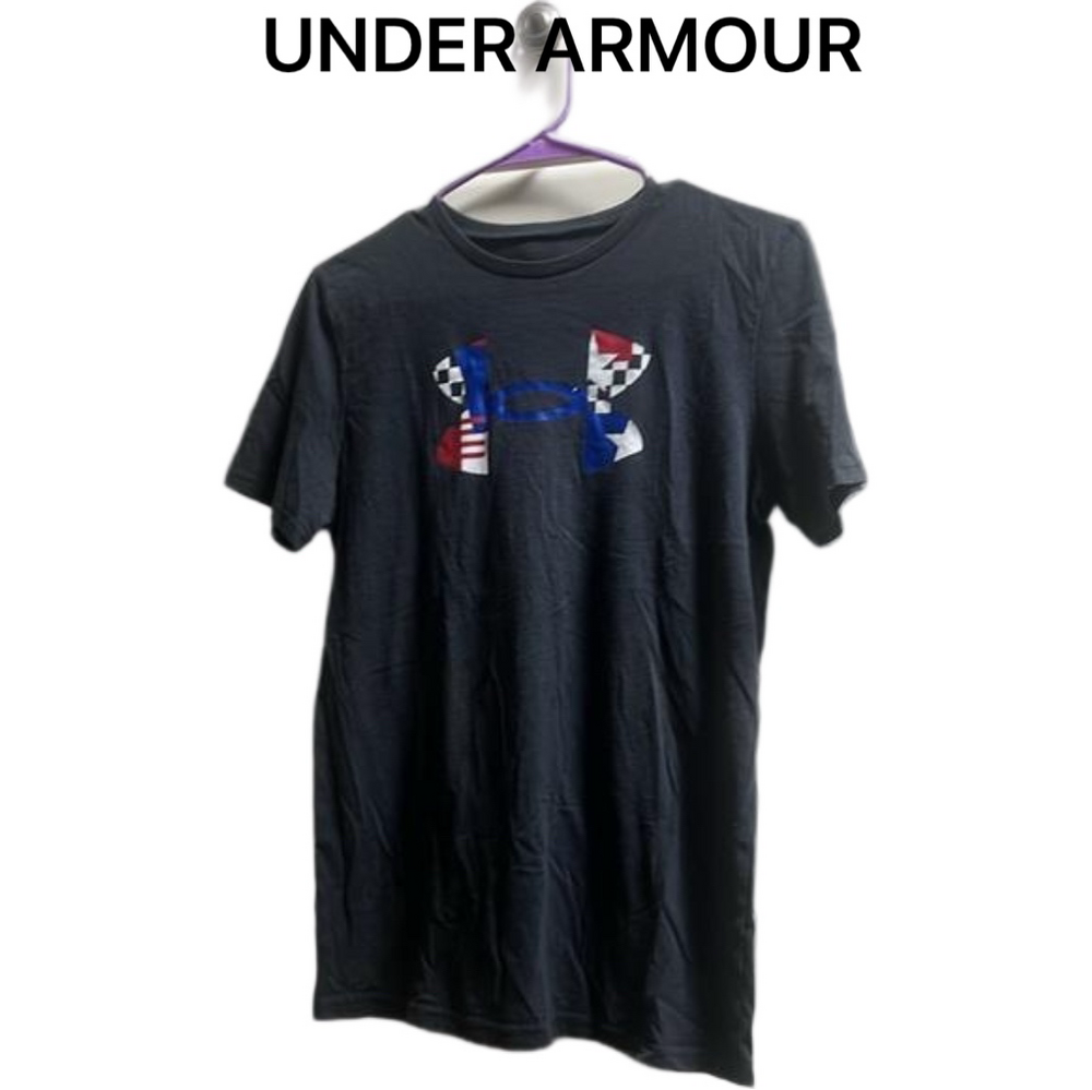 UNDER ARMOUR black t shirt boys size XL